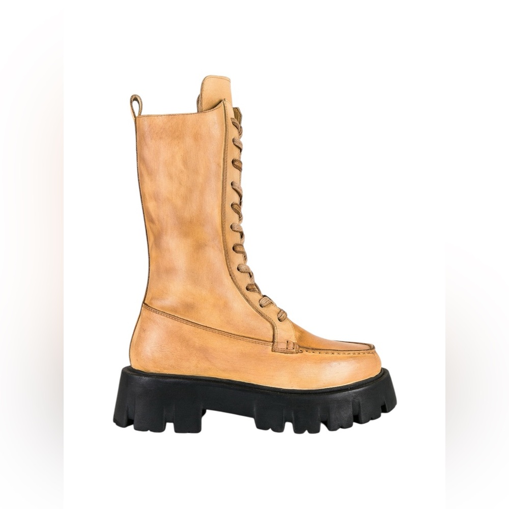 🆕 FREE PEOPLE | JONES LACE-UP BOOTS | MACADAMIA | SIZE: US 8 (EU 38.5)